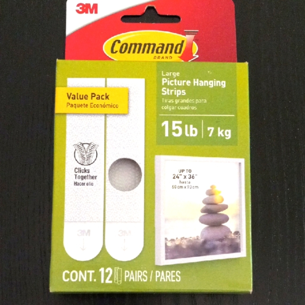 Command Large Picture Hanging Strips 15 lb. 12 Pairs